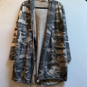 Gigi Moda Camo hooded open front cotton cardigan Sz One Size 22” PTP